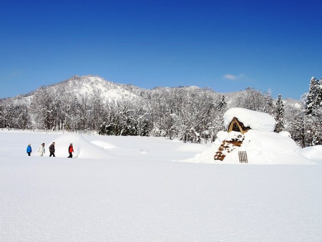 雪の縄文ムラ